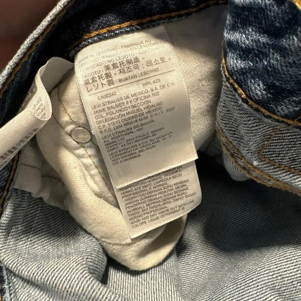 Levi's Men's 505 Regular Fit Denim Shorts Light Wash Summer Casual Size 42 - Picture 3 of 8